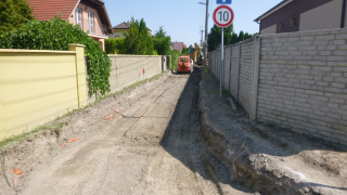 036 Rekonštrukcia miestnej komunikácie v Hrubom Šúre Durayova ulica júl-august 2020