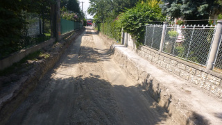 036 Rekonštrukcia miestnej komunikácie v Hrubom Šúre Durayova ulica júl-august 2020